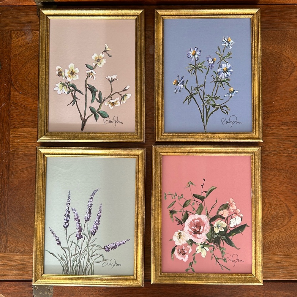 Sweet set of 4 Canvas Prints! 🪻🌷🌼🌸